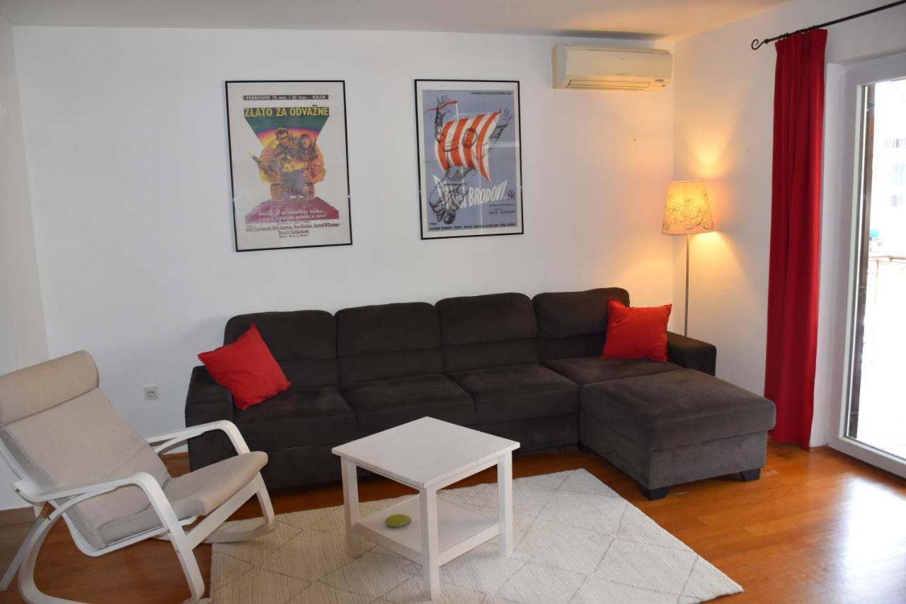 Appartement Apartman Tina à Poreč Extérieur photo
