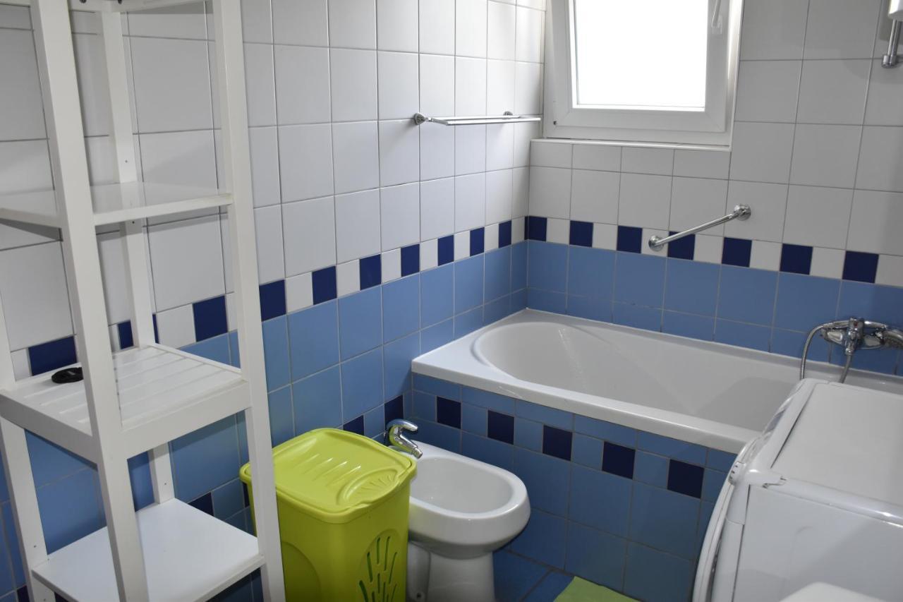 Appartement Apartman Tina à Poreč Extérieur photo