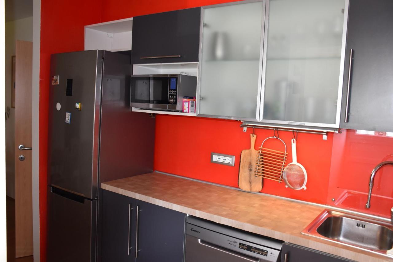 Appartement Apartman Tina à Poreč Extérieur photo