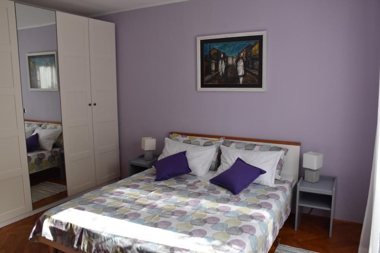 Appartement Apartman Tina à Poreč Extérieur photo
